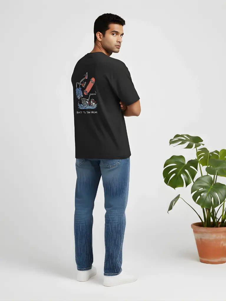 Skate break Unisex Black Oversized T-Shirt (XS)