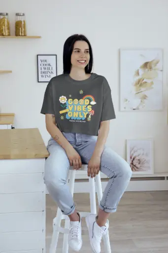 Good vibes Only Crop Top